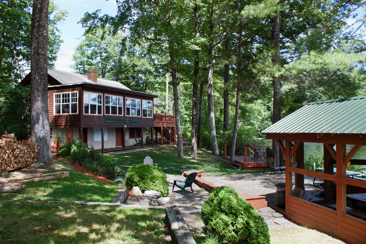 Primary Photo - 387 Locks Pond Rd