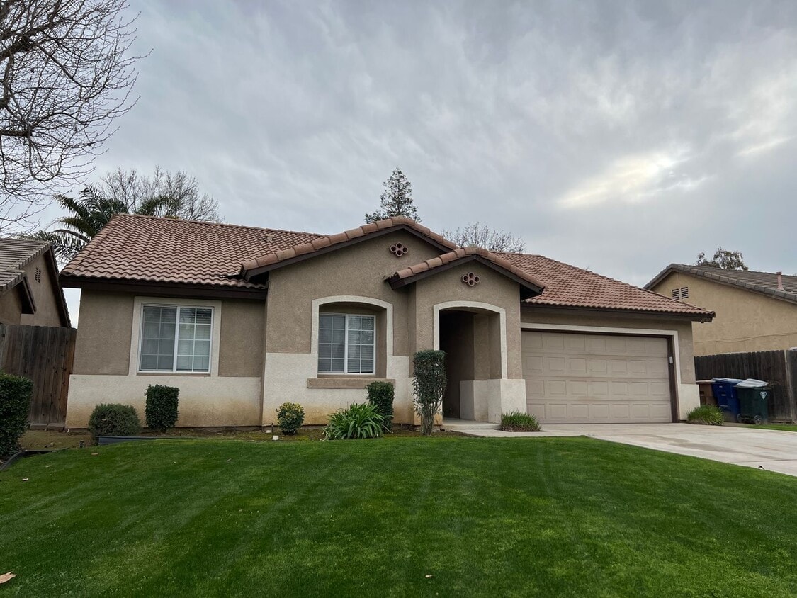 11711 Cherry Valley Ave, Bakersfield, CA 93312 House Rental in