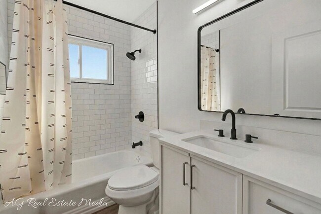 Foto del edificio - 740 Wicklow Ln