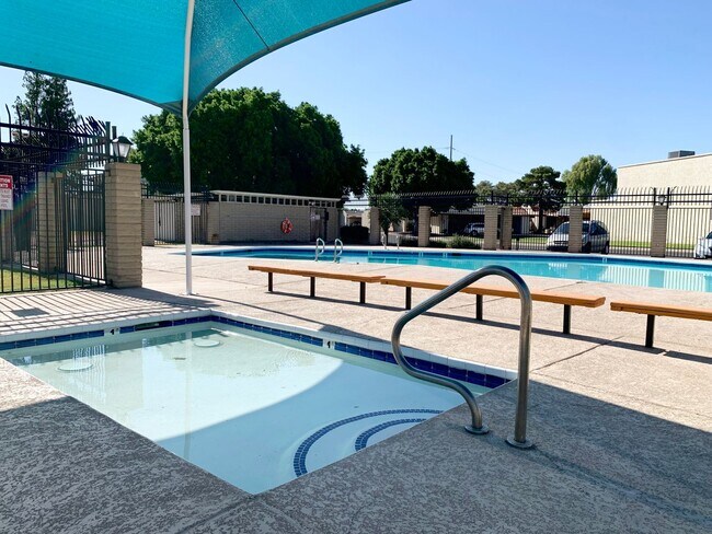 Photo - MOVE IN SPECIALS ON QUALIFIED APPLICATIONS 3 bedroom 2 bathroom REMODELED home for rent AMAZING A...