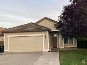 Building Photo - 4311 Hedge Ave