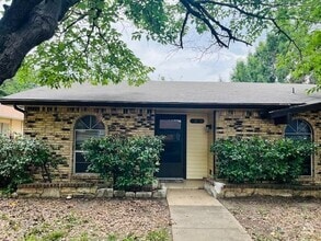 Building Photo - 5060 Arbor Glen Rd