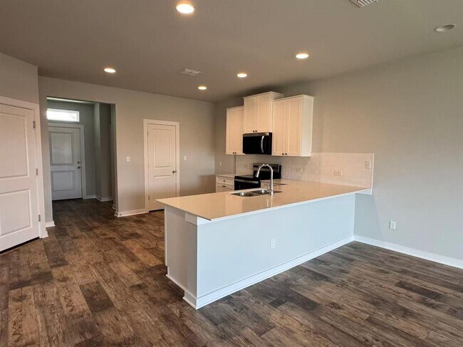 Building Photo - 17509 Torneo Dr