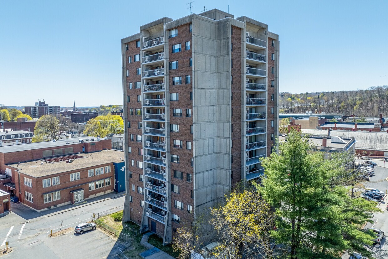 54 Wallace Avenue is located in Fitchburg, MA. - Wallace Towers