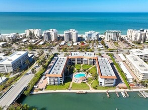 Building Photo - 2900 Gulf Shore Blvd N