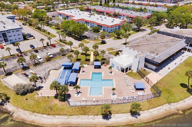 Foto del edificio - 2291 NW 48th Ter