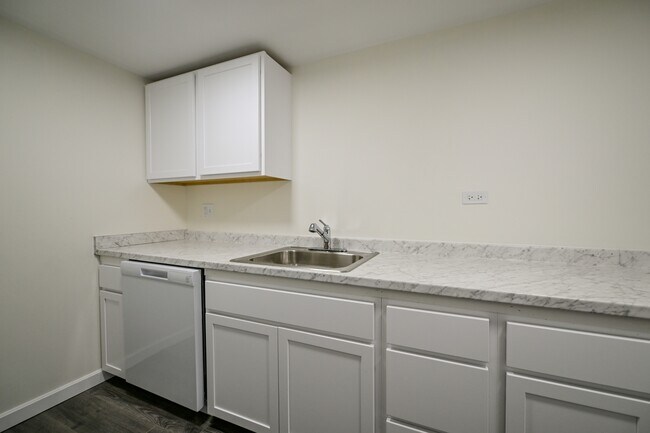 Foto del edificio - 42828 Gibson Rd