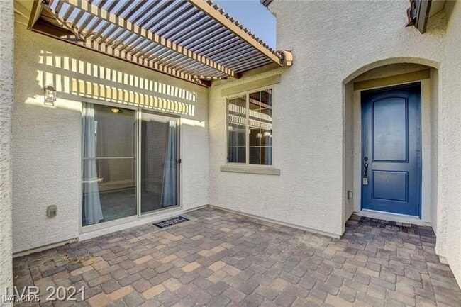 Foto del edificio - 1062 N Water St