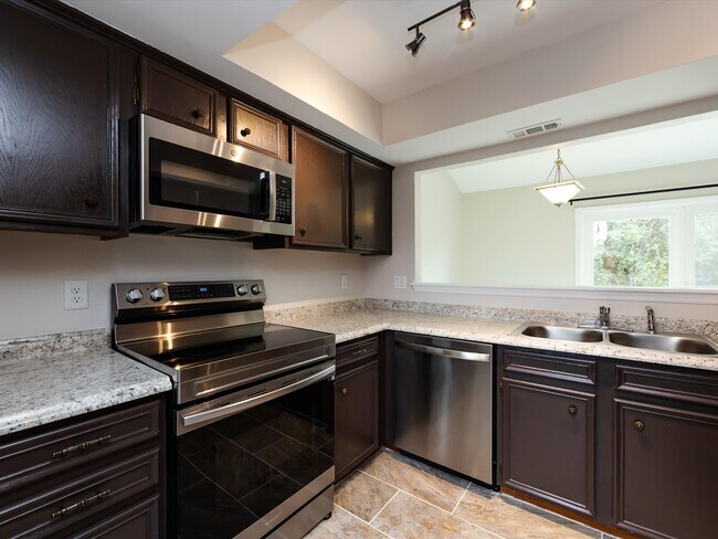 Foto del edificio - 7811 Davinci Ln