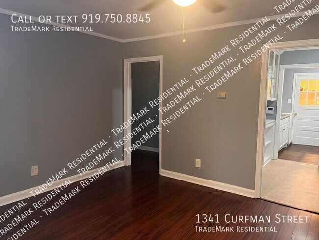 Building Photo - 1341 Curfman St