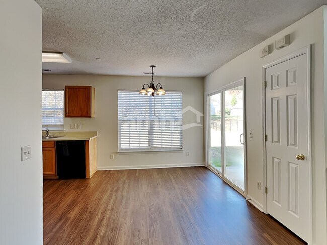 Building Photo - 3012 Secret Garden Court