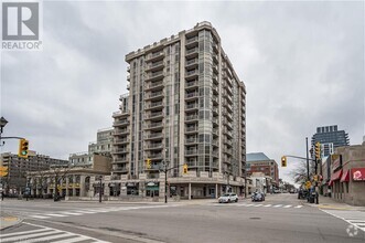 Building Photo - 1477 Lakeshore Rd.