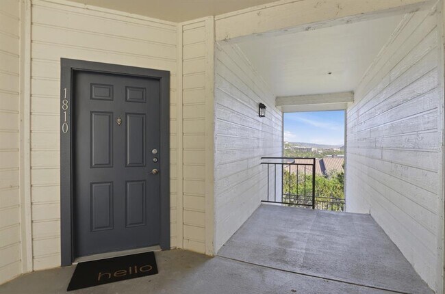 Foto del edificio - 6000 Shepherd Mountain Cove