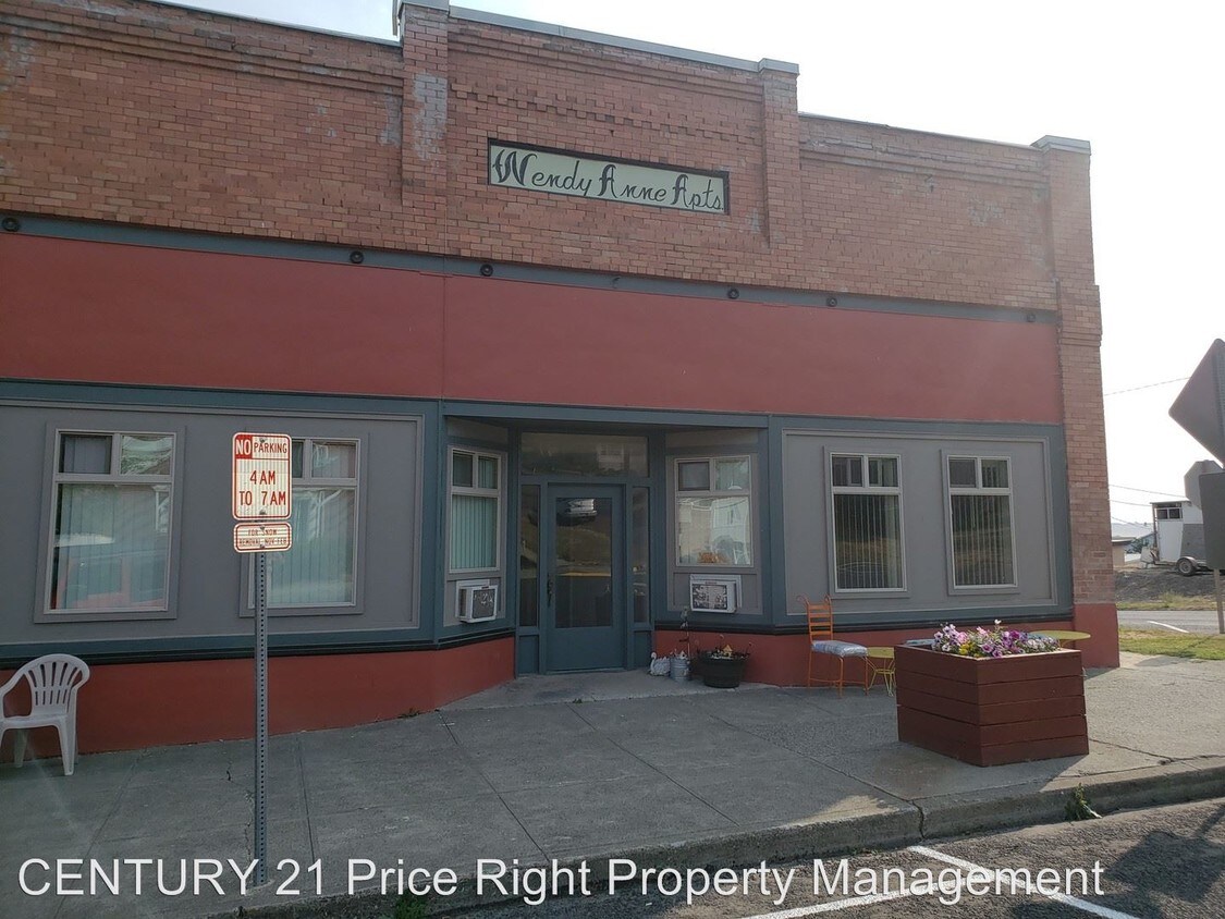 157 W Walnut Ave, Genesee, ID 83832 Room for Rent in Genesee, ID