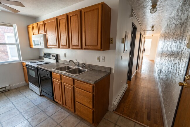 Foto del edificio - 1412-1416 W 110th St