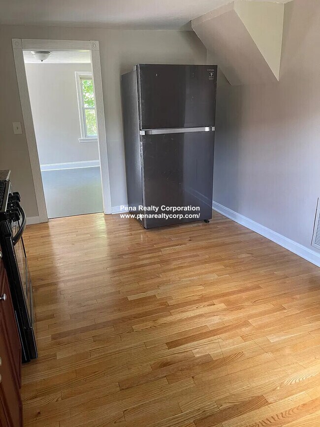 Foto del edificio - 130 South St