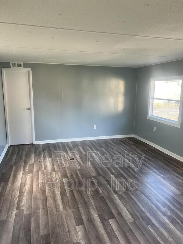 Building Photo - 175 Cadillac Ln
