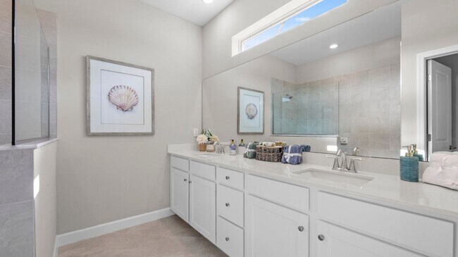 Building Photo - 14633 Palamos Cir