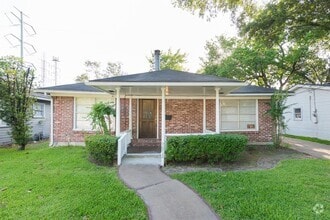 Building Photo - 5812 Community Dr