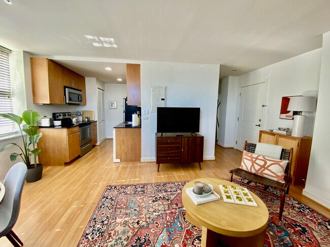 Foto del edificio - 5696 Kingsbury Ave