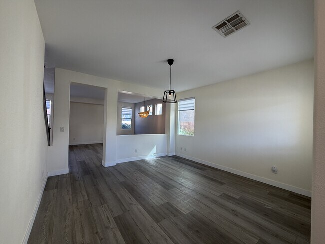 Foto del edificio - 10756 Turquoise Valley Dr