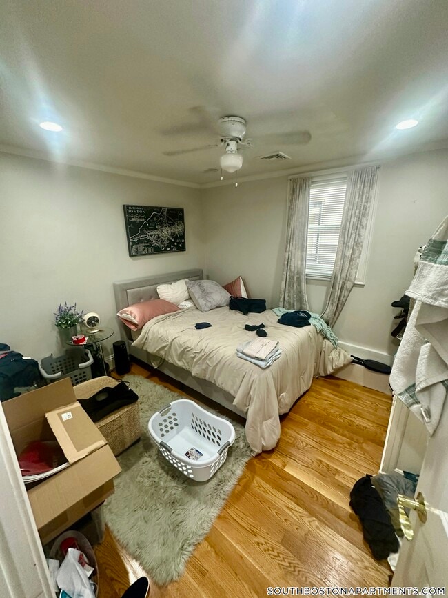 Building Photo - 209 I St