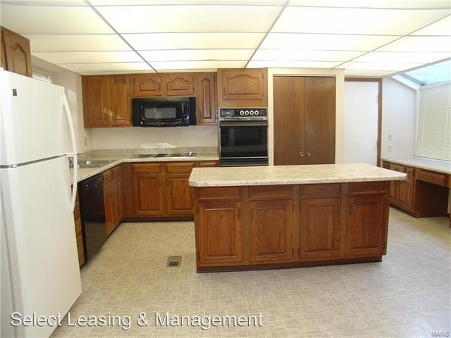 Foto del edificio - 218 Lazy Ridge Dr