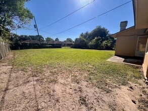 Building Photo - 9445 Gross St