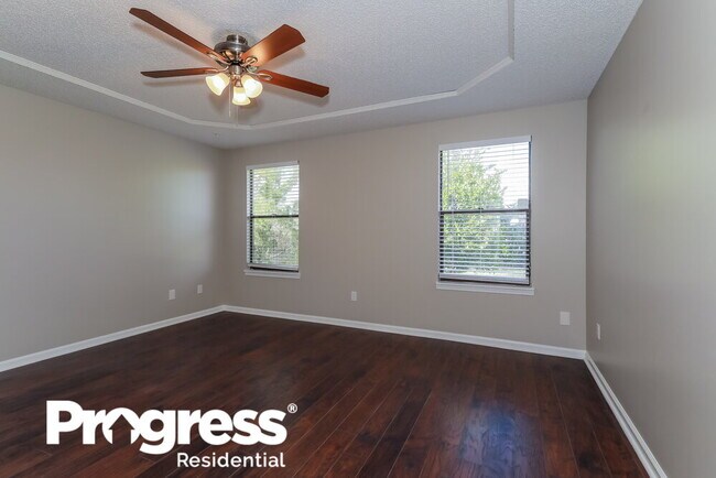 Building Photo - 4423 Huntington Forest Blvd