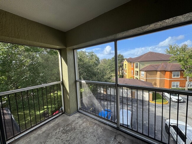 Charming 1BD/1BA Condo with Water & Lawn C... - Charming 1BD/1BA Condo with Water & Lawn C...