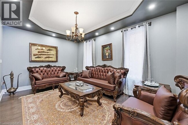 Building Photo - 456 Valridge Dr