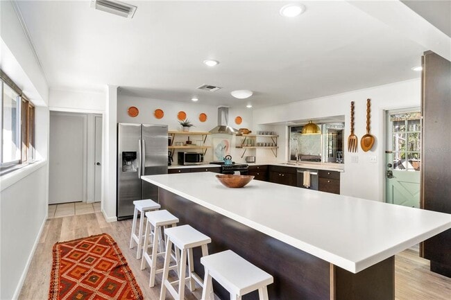 Building Photo - 804 Pennsylvania Way