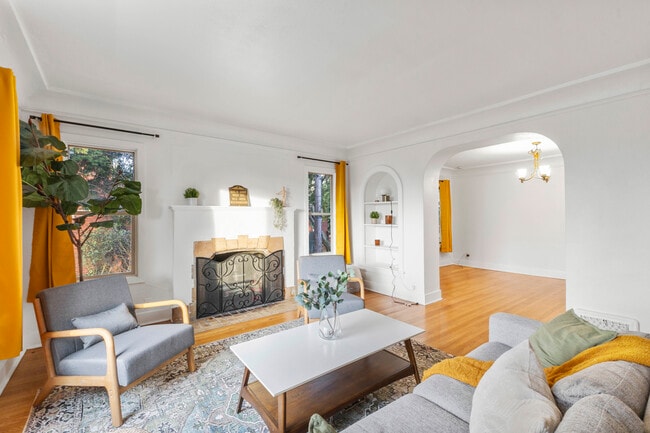 Foto del edificio - 710 Prospect Ave N