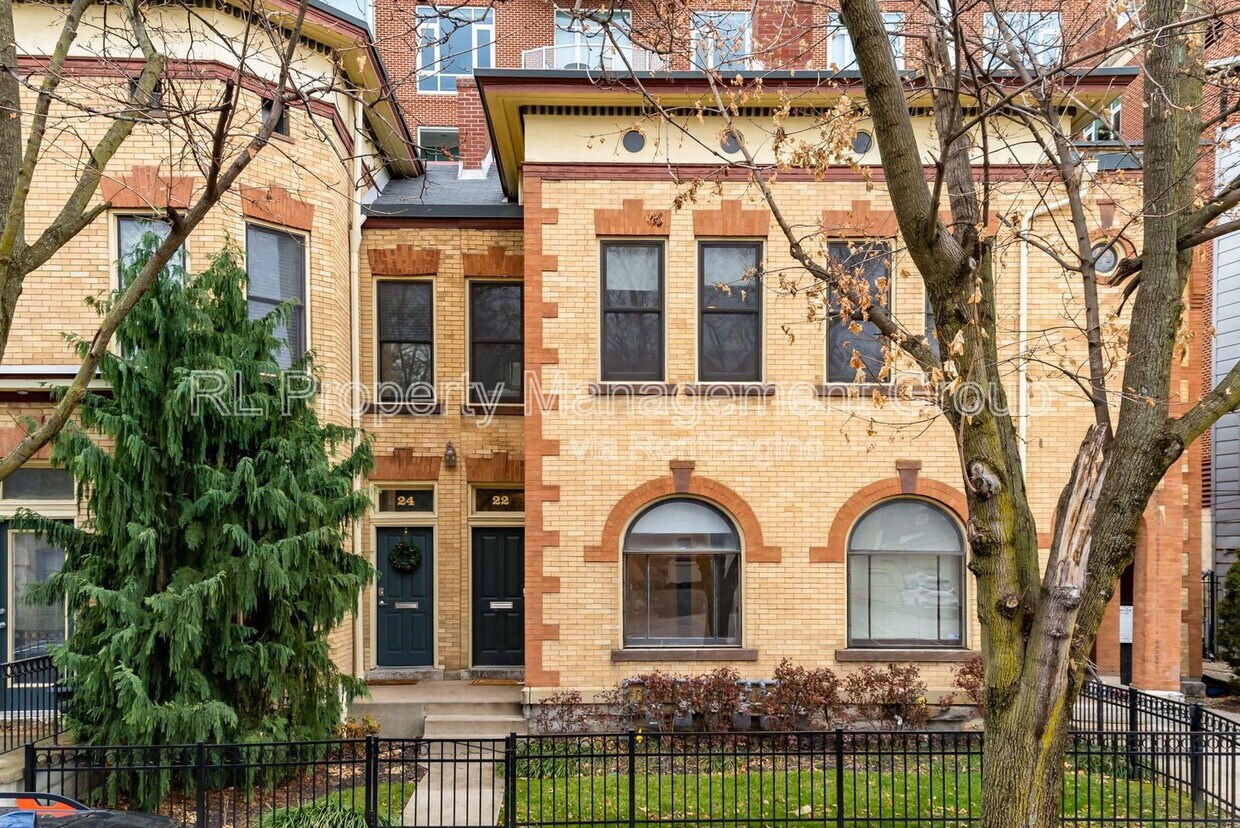 Foto principal - 22 W 4th Ave