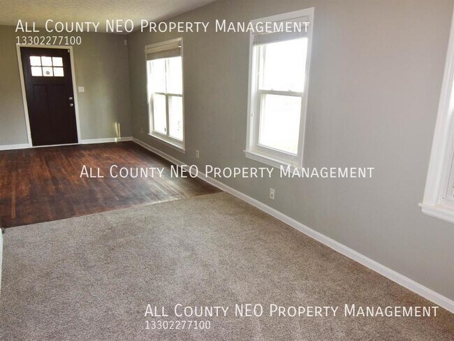 Building Photo - Beautiful and Spacious Cape Cod in Cuyahog...