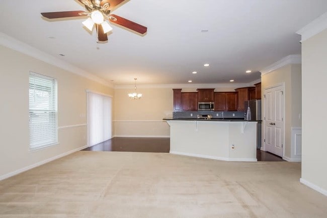 Building Photo - 1239 Guadalupe Ln