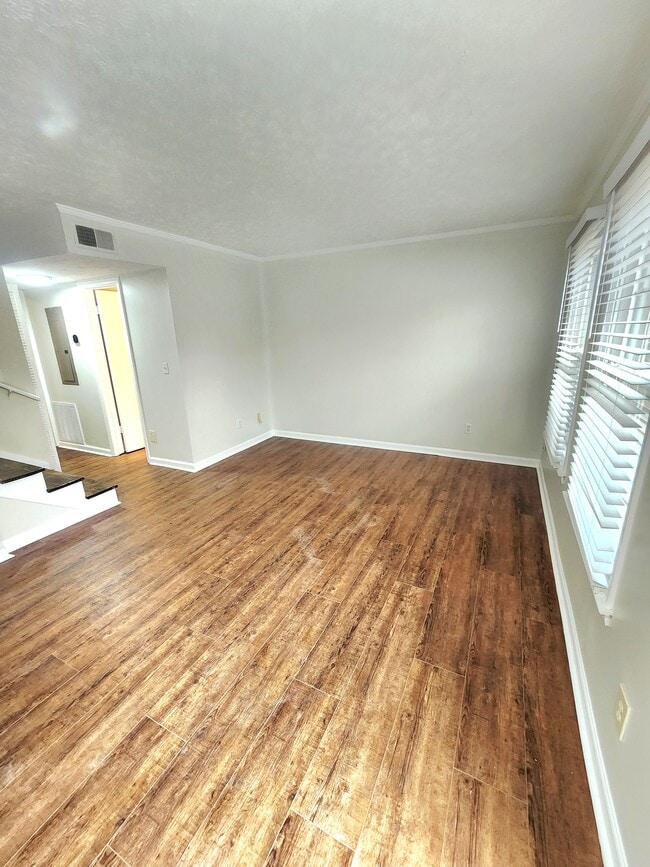 Building Photo - 780 Glynn Oaks Dr