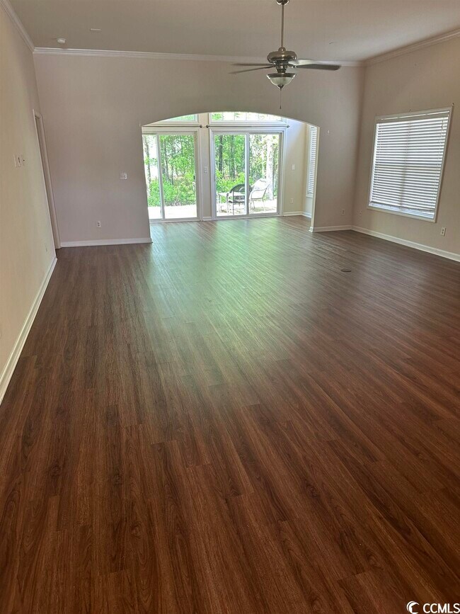 Building Photo - 308 Vesta Dr