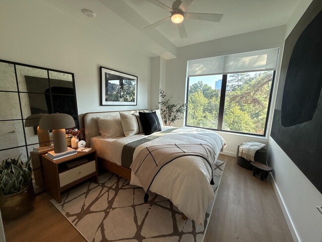 Building Photo - 1 Riva Row