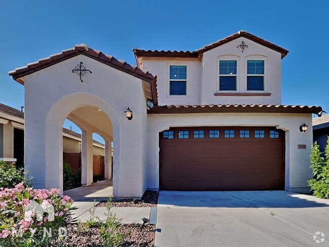 Building Photo - 9233 W Roma Ave