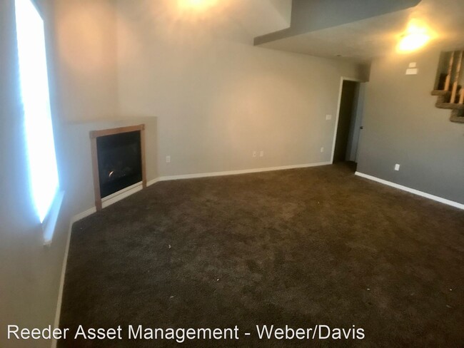 Building Photo - 3 br, 2.5 bath House - 553 Laurel Hurst Court