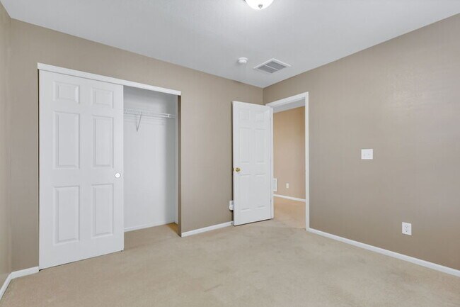 Foto del edificio - 857 Stagecoach Dr