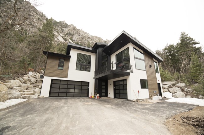 Building Photo - 4894 E Geta Way