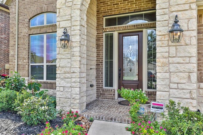 Building Photo - 7207 Avalon Aqua Way