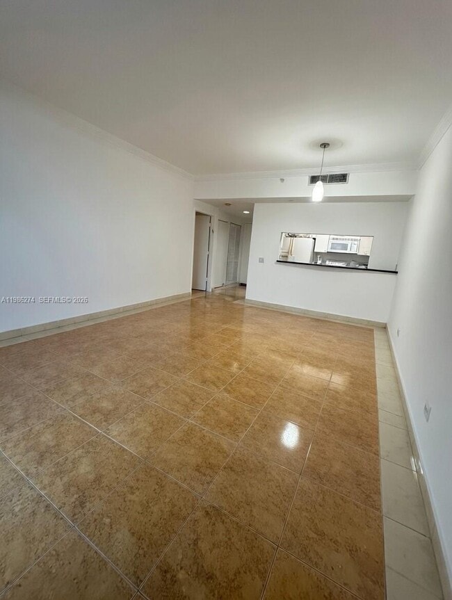 Building Photo - 2475 Brickell Ave