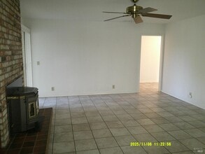 Building Photo - 390 S Almond St