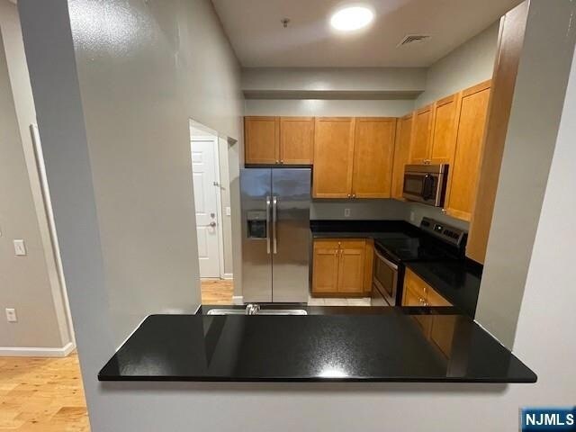 Foto del edificio - 333 Willow St