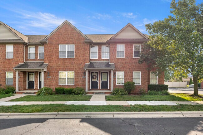 Foto del edificio - Turnberry Court