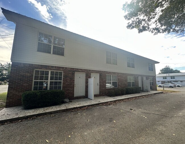 Foto del edificio - 2BD/1.5B Apartment in Adel