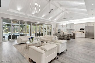 Building Photo - 555 Mooring Line Dr